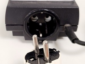 Thumbnail image of Meopta Opemus 6a Enlarger with Meograde Head, Easel Frame & VIPONEL S15 Timer