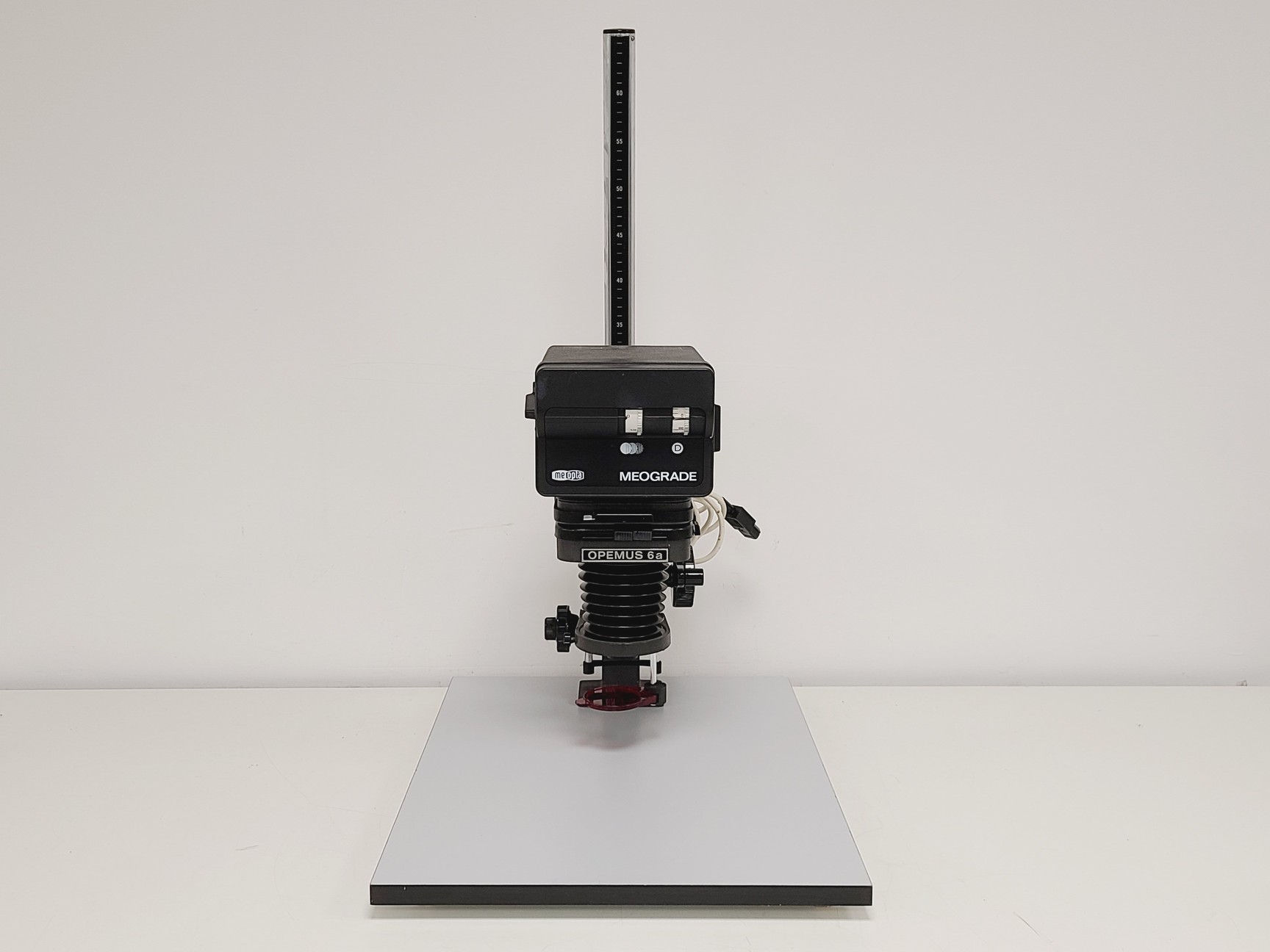 Image of Meopta Opemus 6a Enlarger with Meograde Head, Easel Frame & VIPONEL S15 Timer