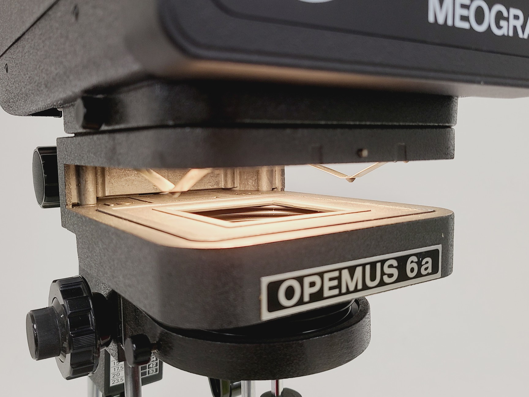 Image of Meopta Opemus 6a Enlarger with Meograde Head, Easel Frame & VIPONEL S15 Timer