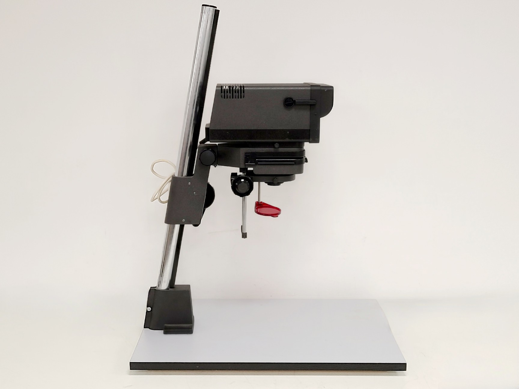 Image of Meopta Opemus 6a Enlarger with Meograde Head, Easel Frame & VIPONEL S15 Timer