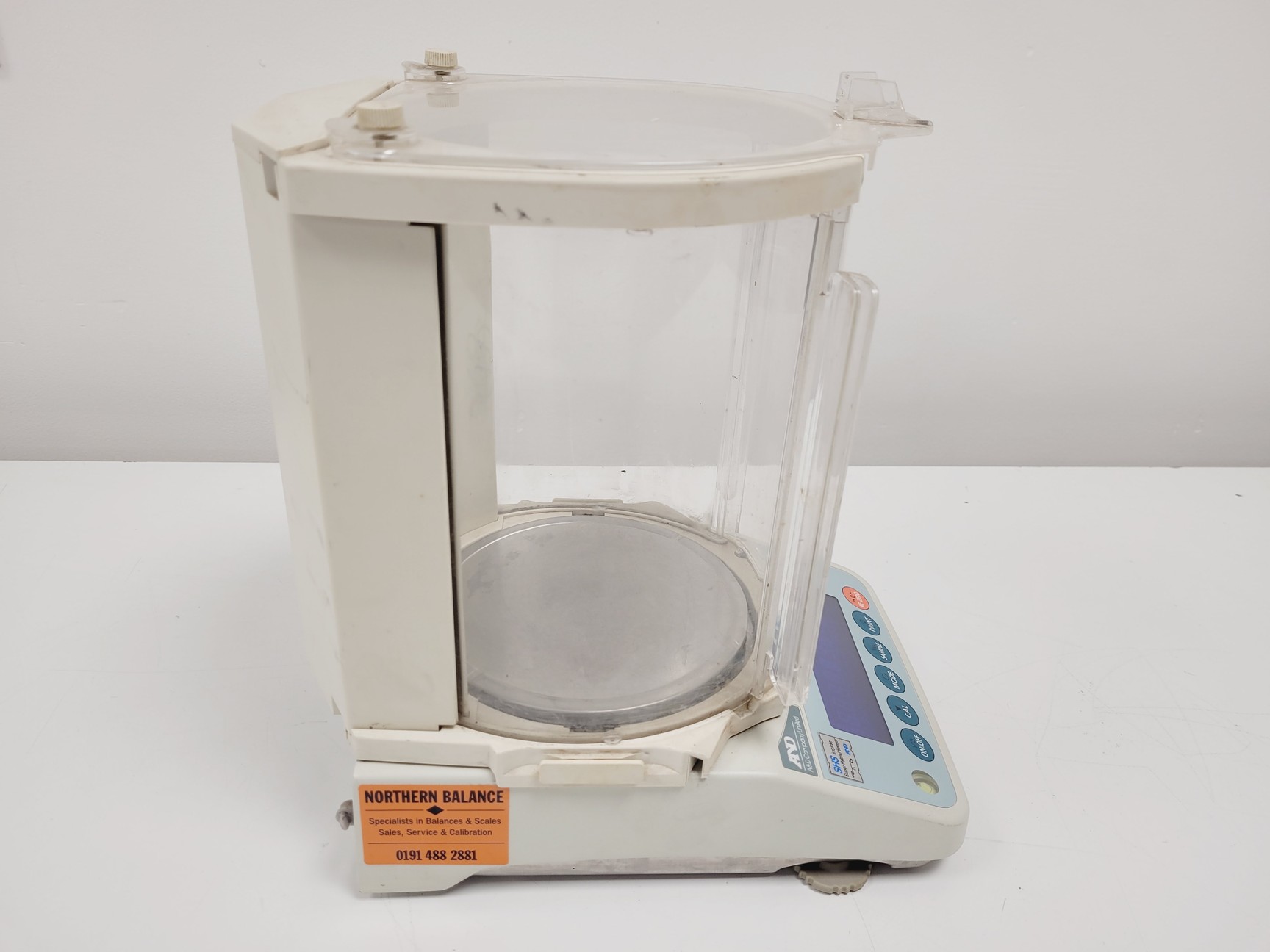 Image of A&D Precision Balance FX-1200i