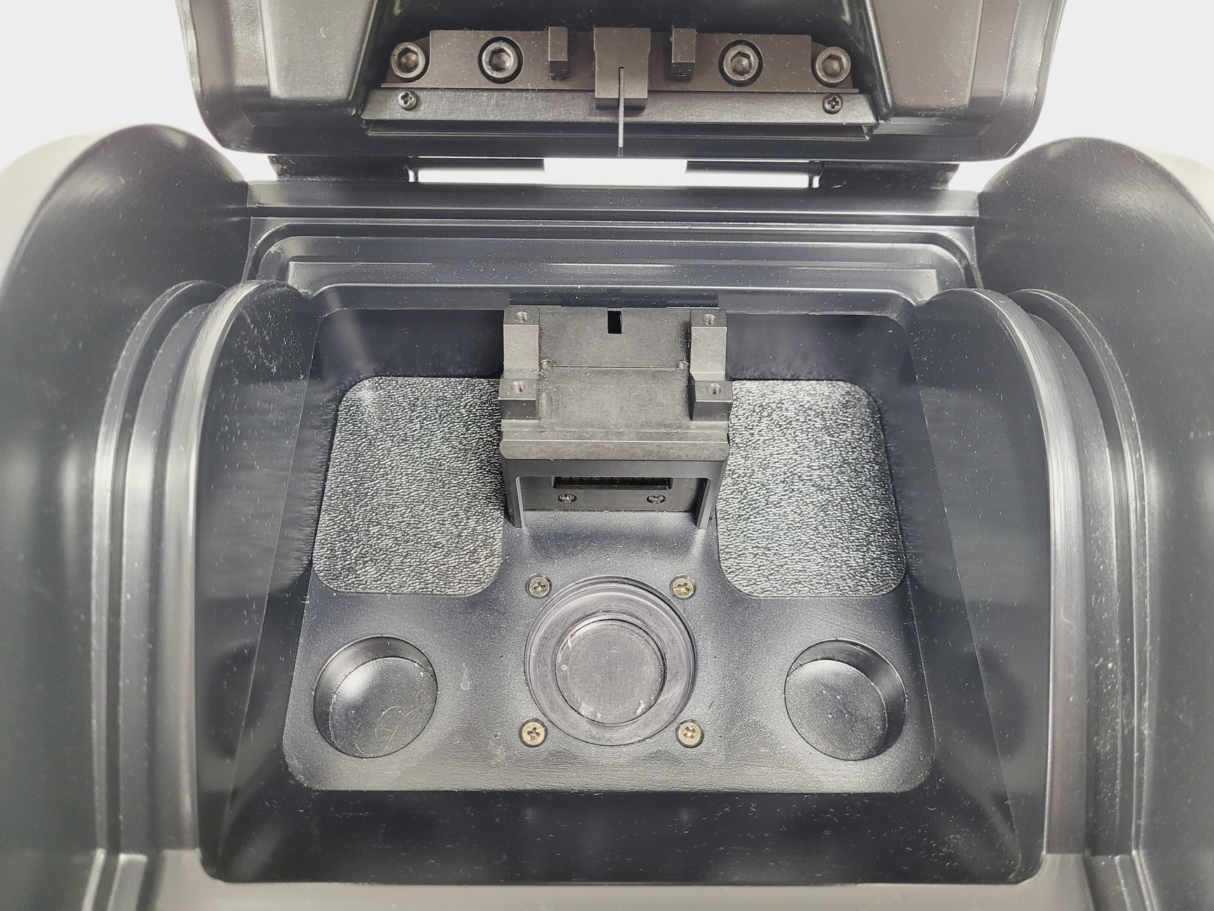 Image of Promega Glomax 20/20 Luminometer Lab