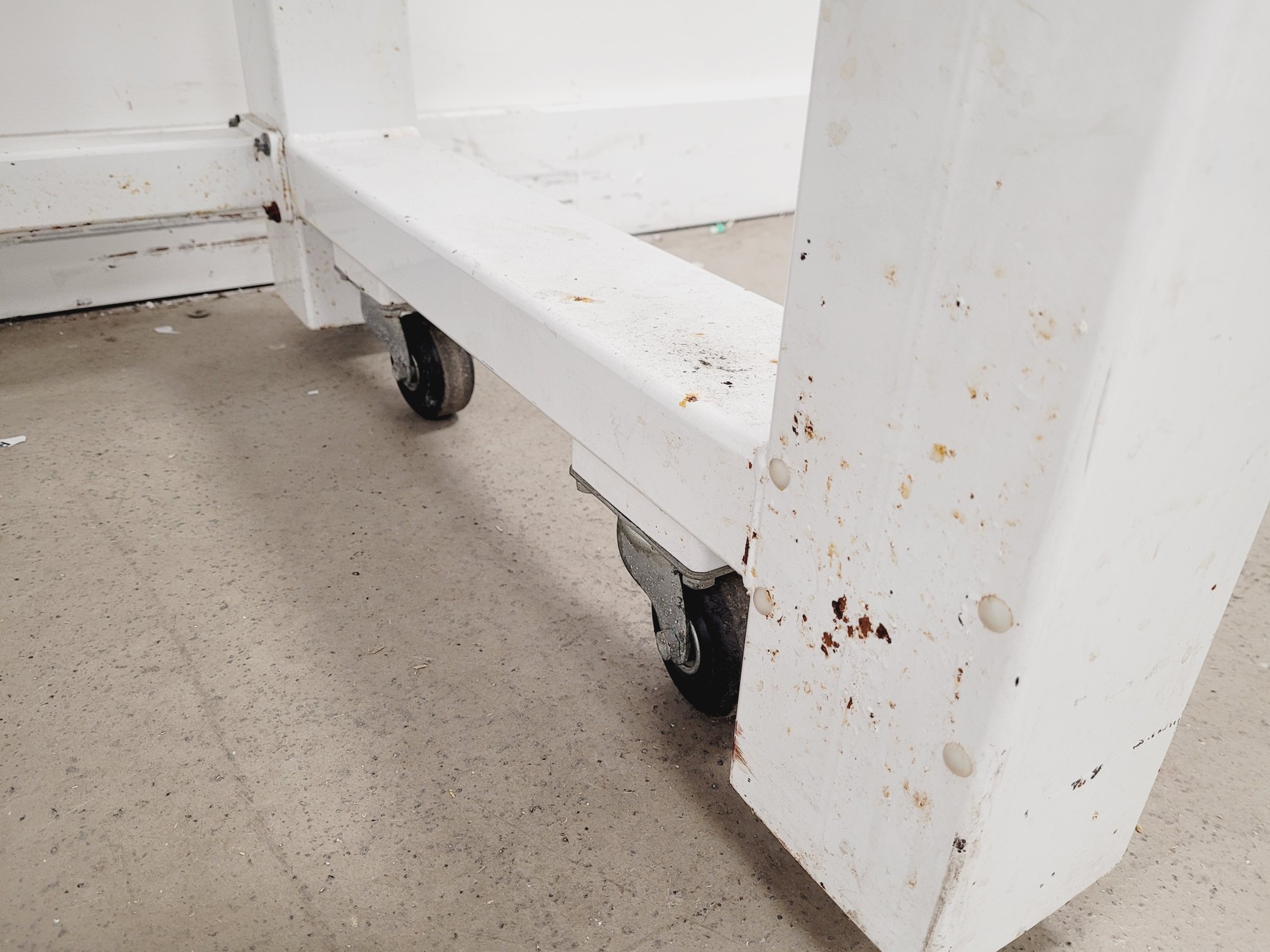 Image of Newport VH3036W-OPT Optical Isolation Table