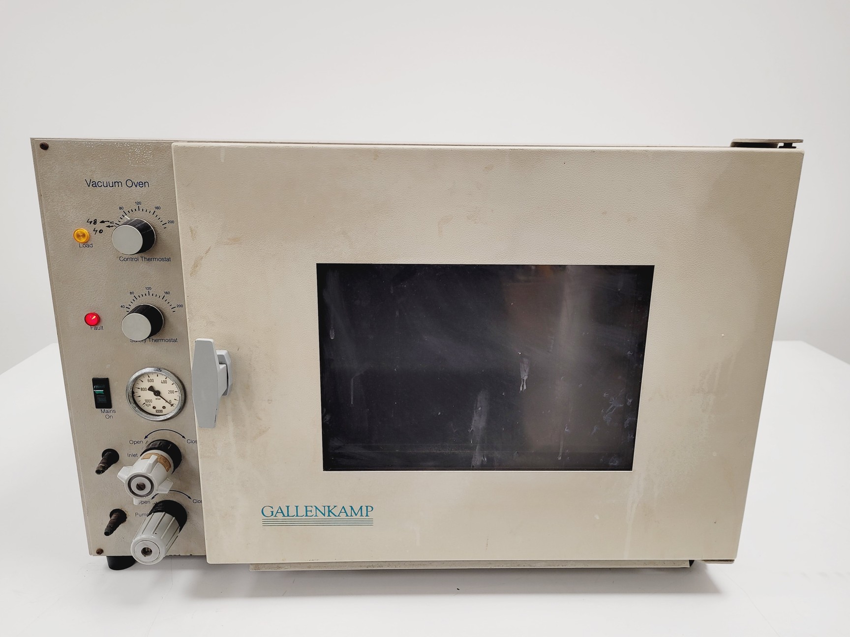 Image of Gallenkamp Model OVA031.XX1.5 Vacuum Oven 