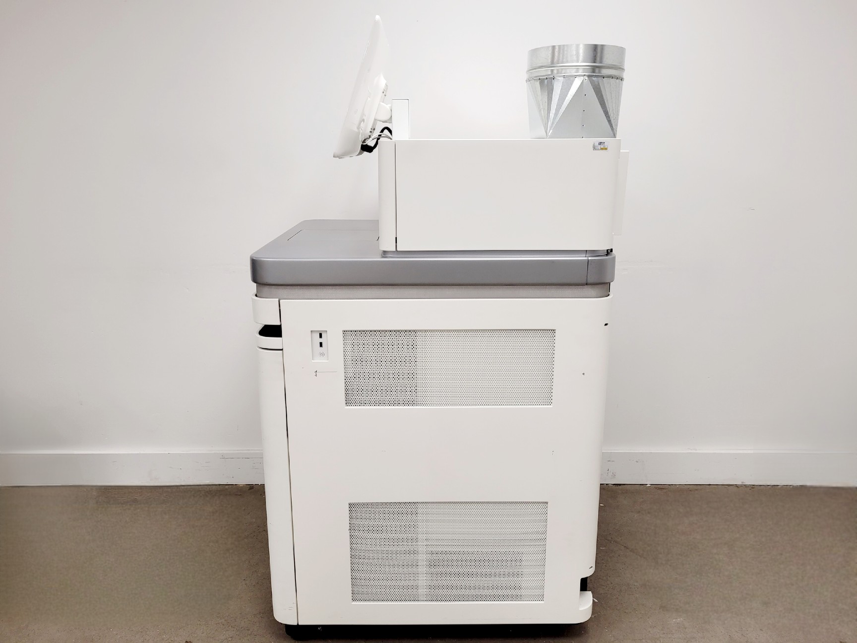 Image of Illumina NovaSeq 6000 DNA Sequencer
