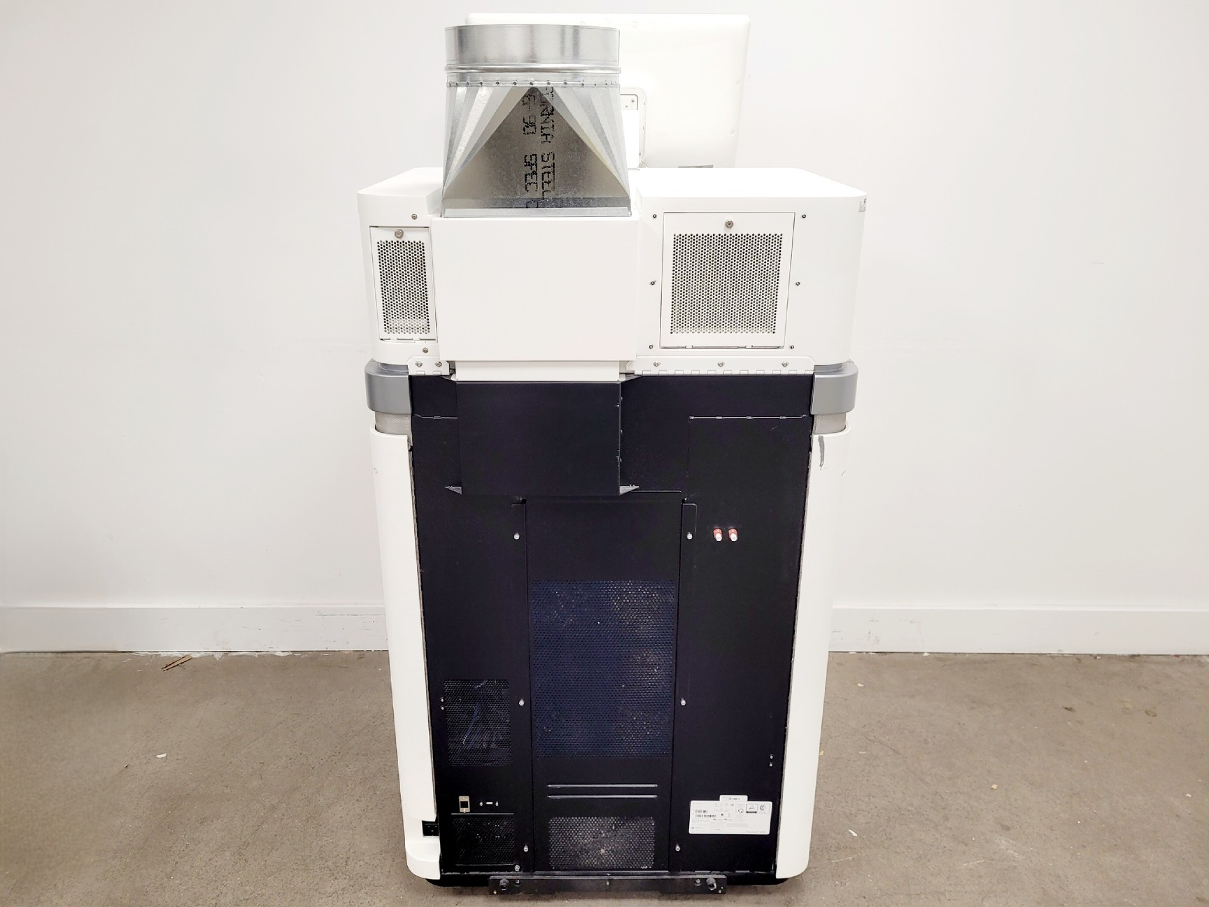 Image of Illumina NovaSeq 6000 DNA Sequencer