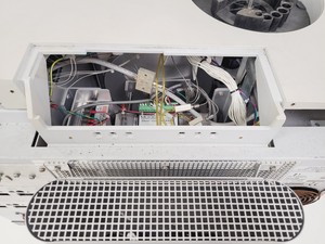 Thumbnail image of Perkin Elmer Clarus 680 Gas Chromatograph