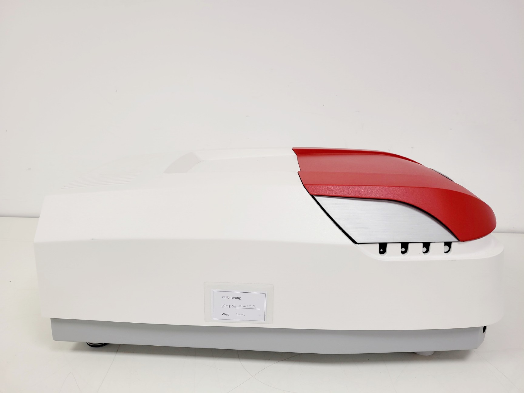 Image of Analytikjena Specord 50 Plus Spectrophotometer Lab