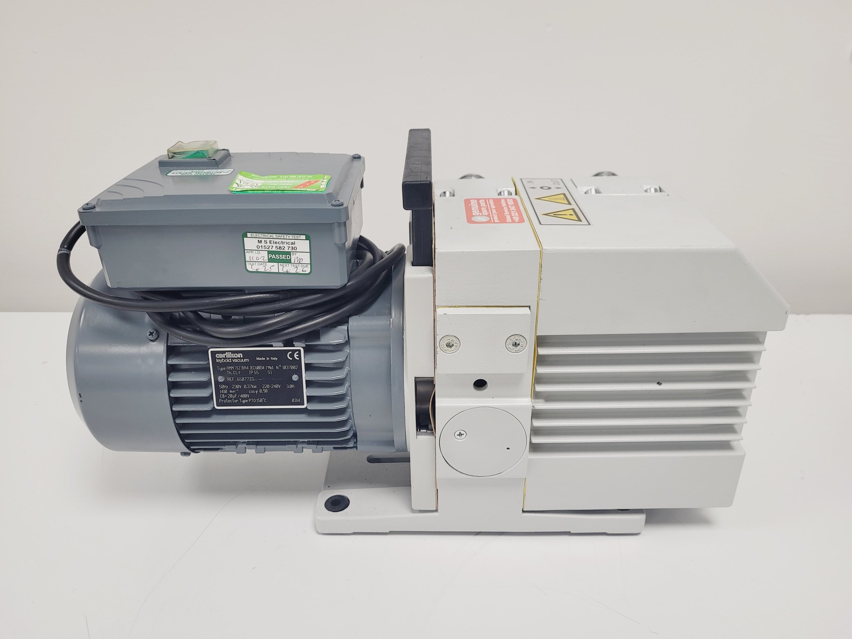 Image of Oerlikon Leybold Trivac Vacuum Pump D4B