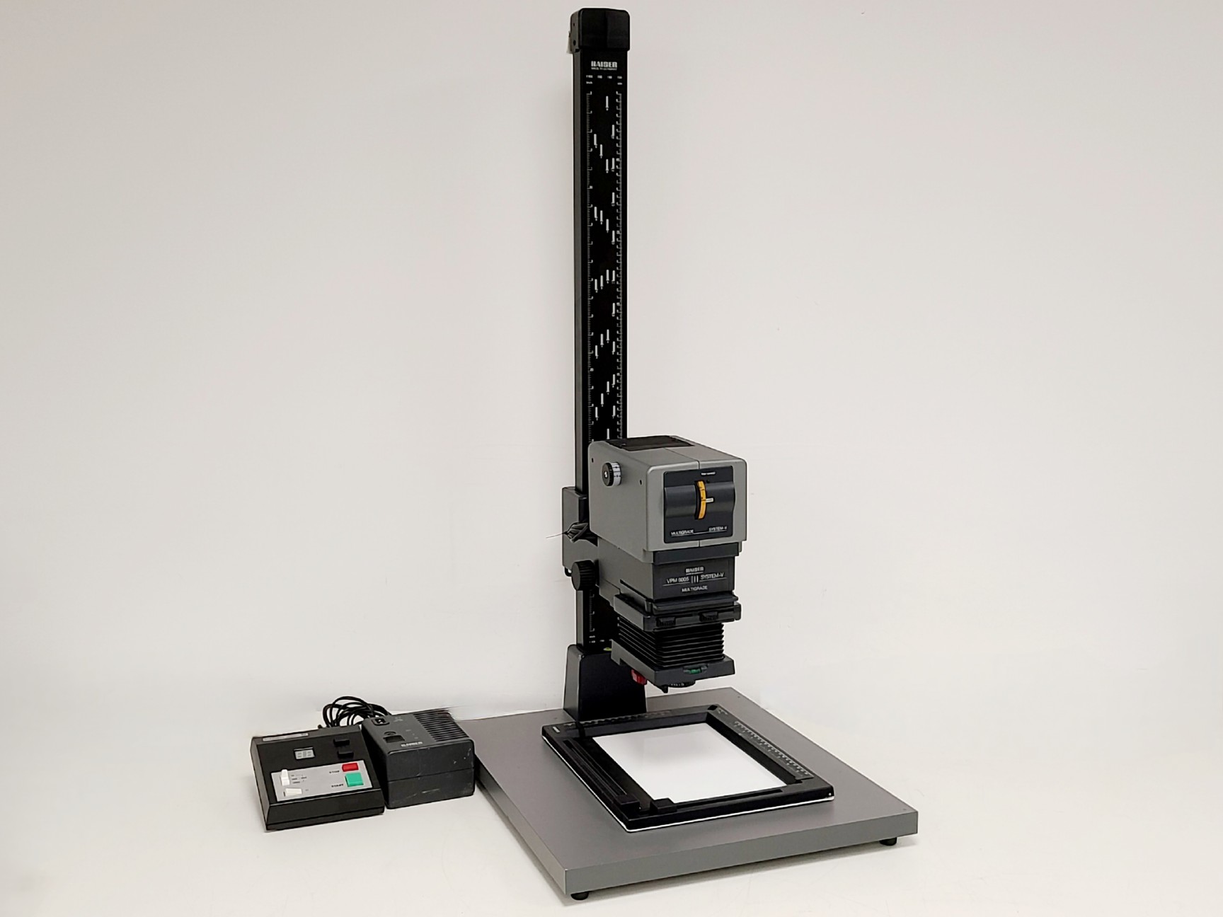 Image of Kaiser Multigrade VPM-6005 Enlarger w/ Transformer,  Easel & VIPONEL E01L Timer