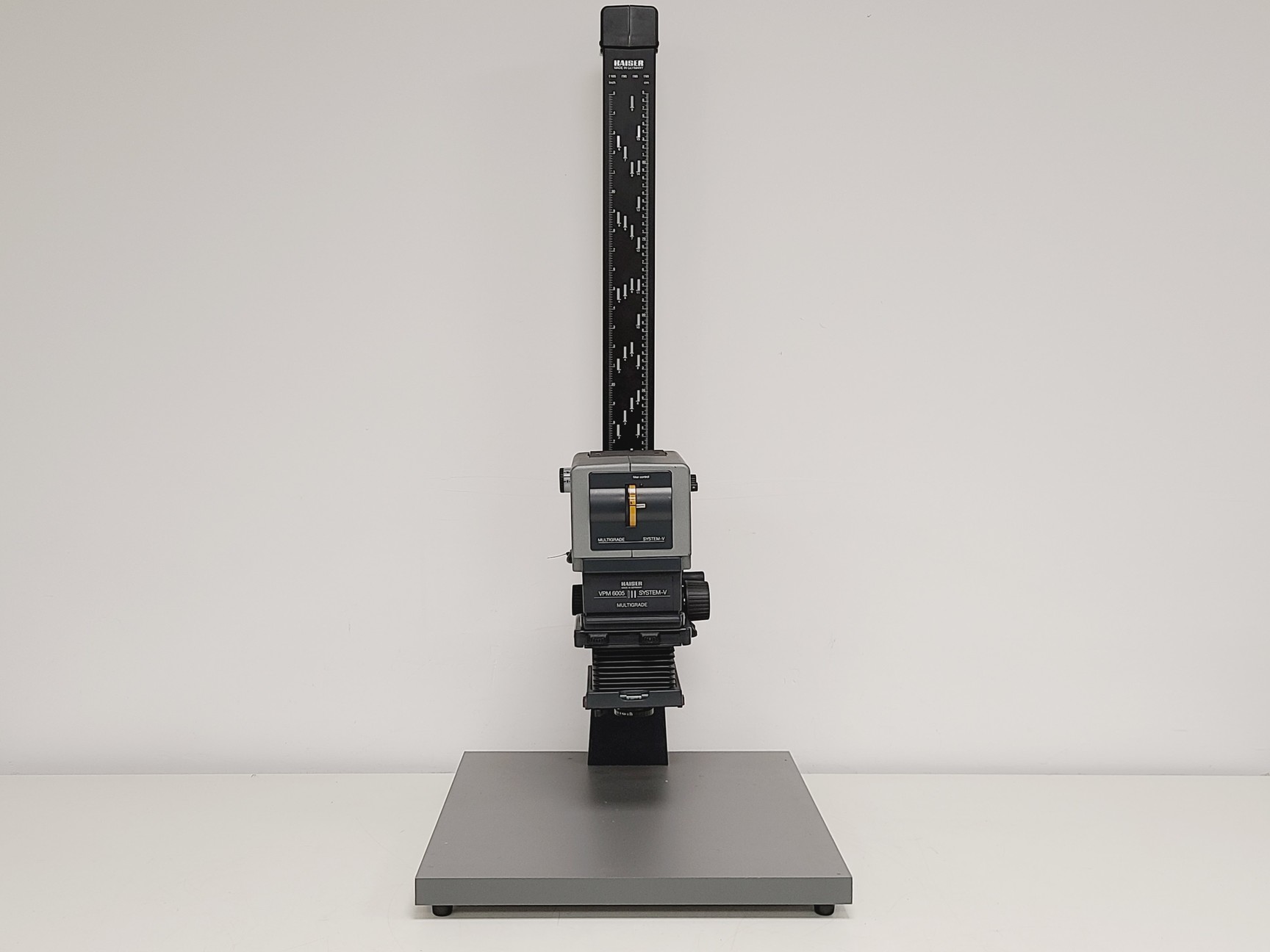Image of Kaiser Multigrade VPM-6005 Enlarger w/ Transformer,  Easel & VIPONEL E01L Timer