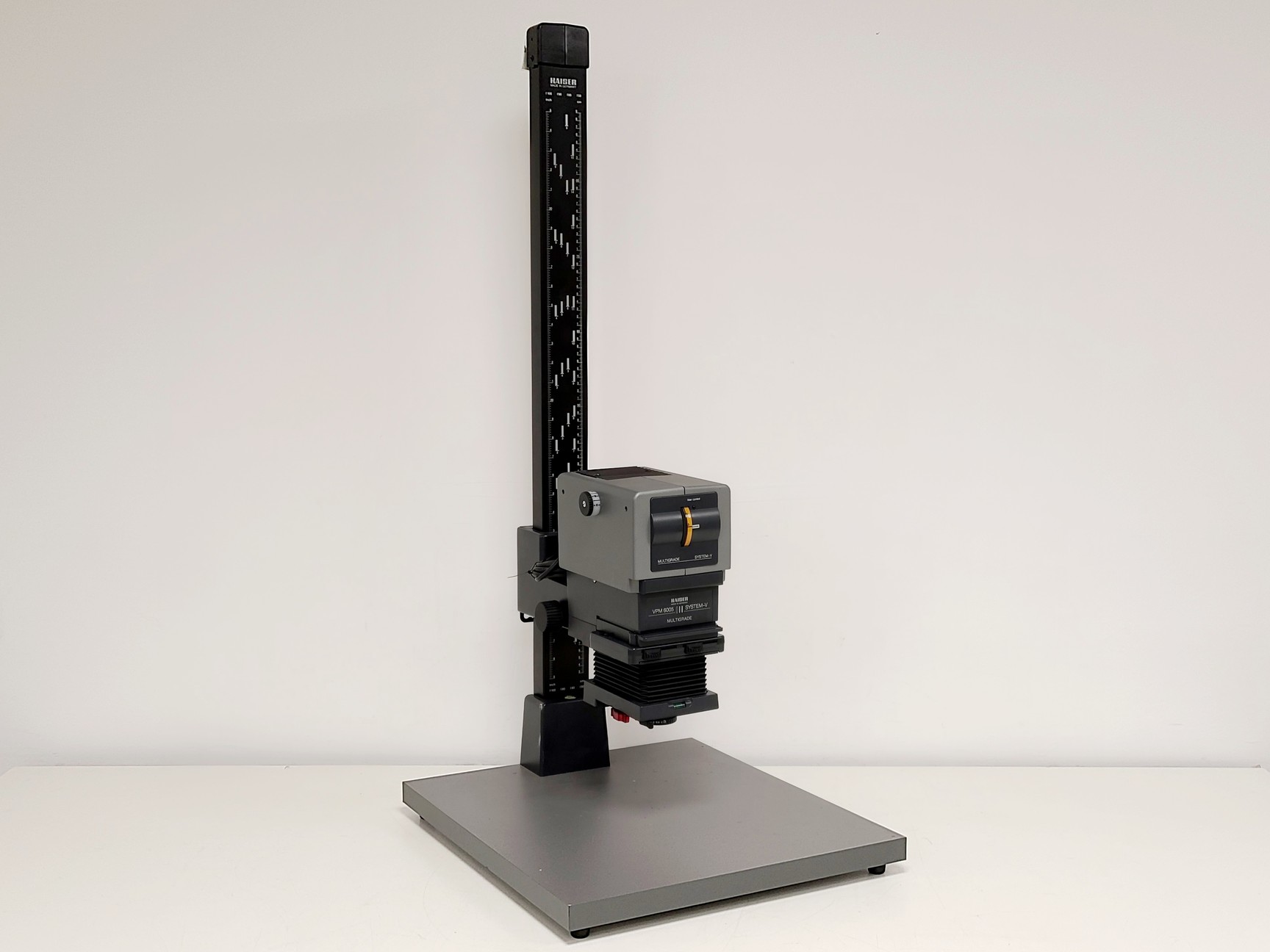 Image of Kaiser Multigrade VPM-6005 Enlarger w/ Transformer,  Easel & VIPONEL E01L Timer