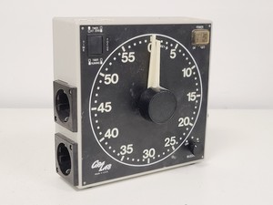 Thumbnail image of De Vere 504 Photographic Enlarger with Varicon Head and GraLab Model 300 Timer
