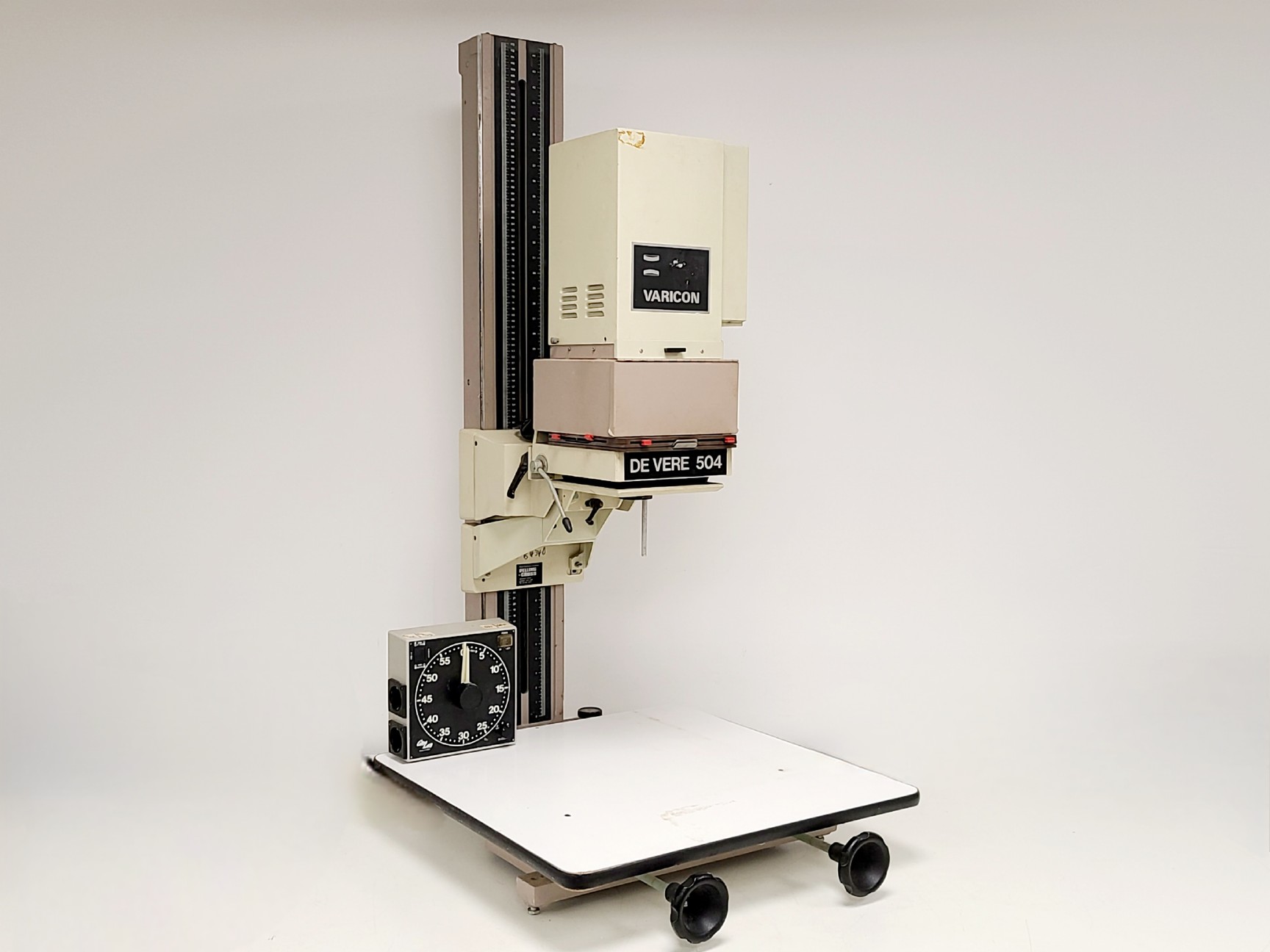 Image of De Vere 504 Photographic Enlarger with Varicon Head and GraLab Model 300 Timer