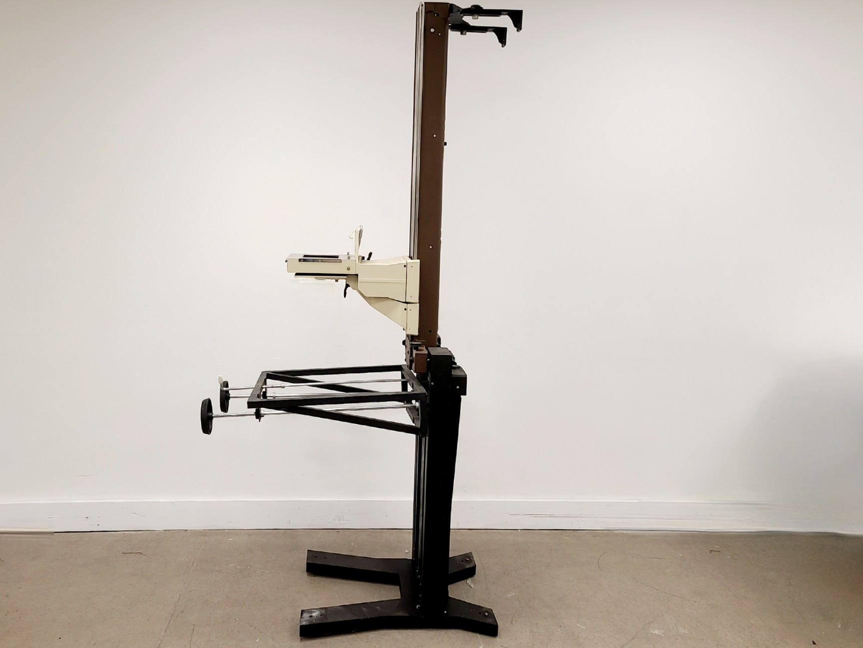 Image of De Vere 504 Floor Standing Enlarger