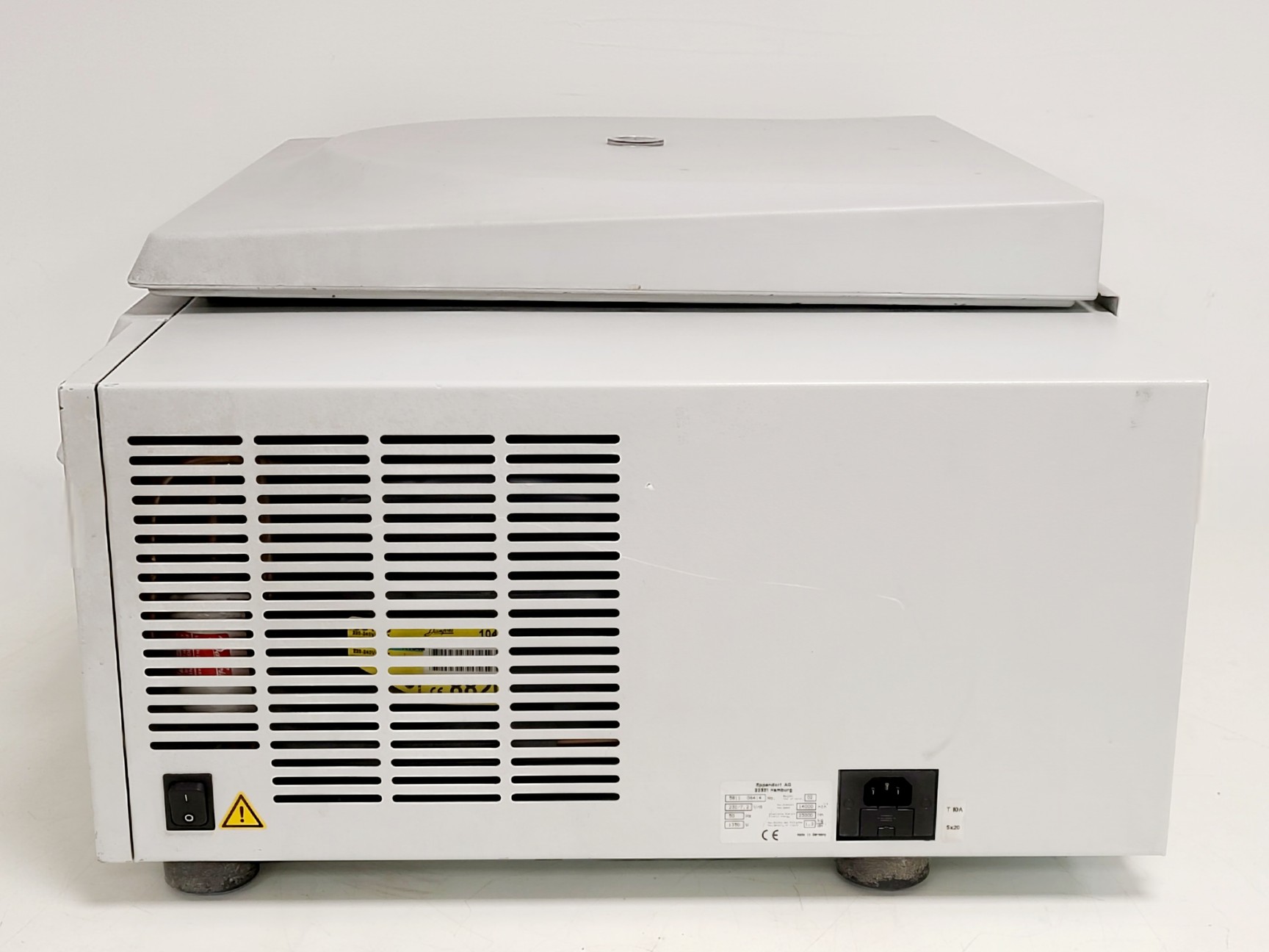 Image of Eppendorf Centrifuge 5810 R w/ Eppendorf A-4-62 Rotor Spares/Repair