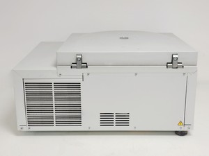 Thumbnail image of Eppendorf Centrifuge 5810 R w/ Eppendorf A-4-62 Rotor Spares/Repair