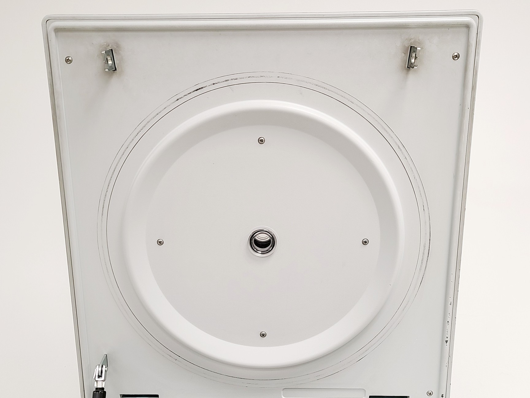 Image of Eppendorf Centrifuge 5810 R w/ Eppendorf A-4-62 Rotor Spares/Repair