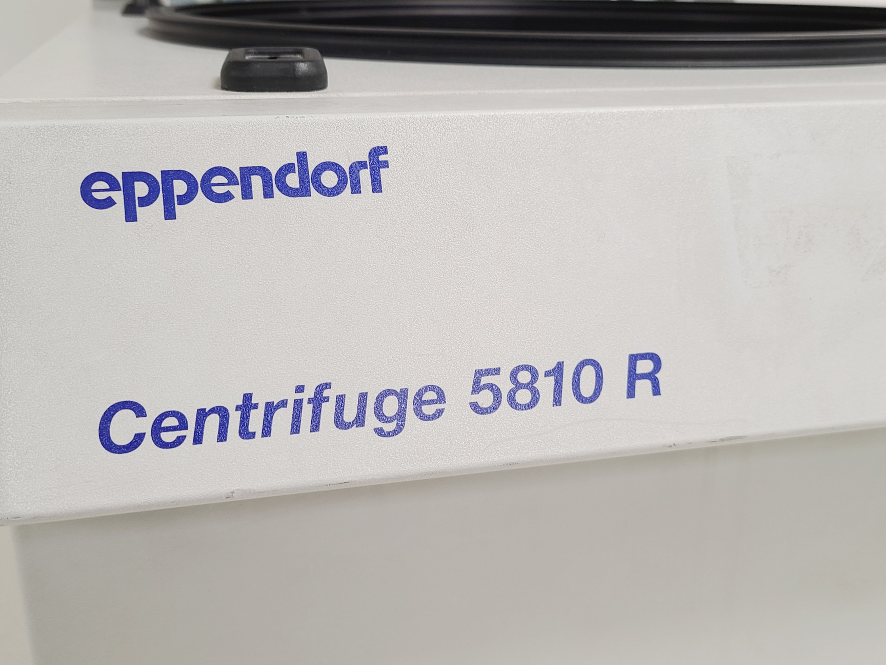 Image of Eppendorf Centrifuge 5810 R w/ Eppendorf A-4-62 Rotor Spares/Repair
