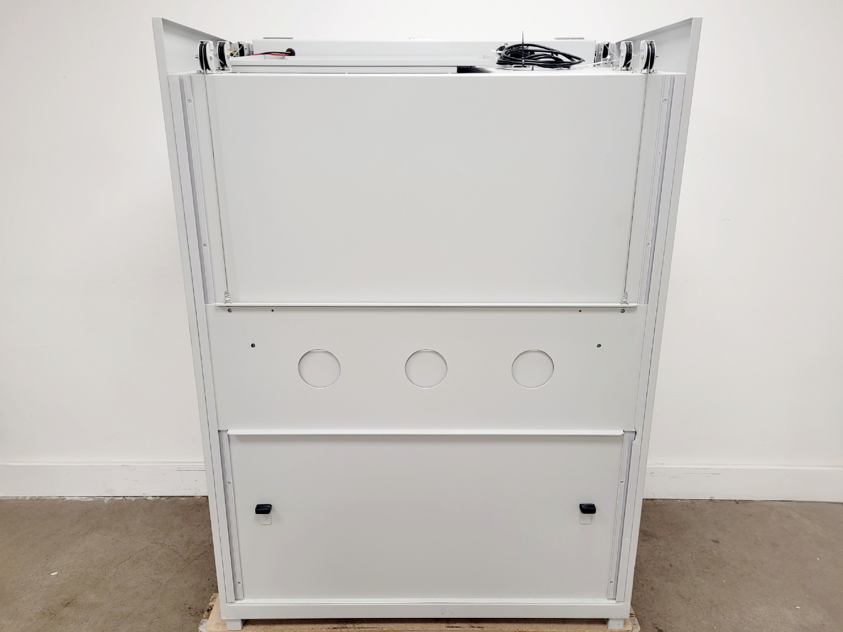 Image of Haier HR900-II A2 Class 2 Biological Safety Cabinet