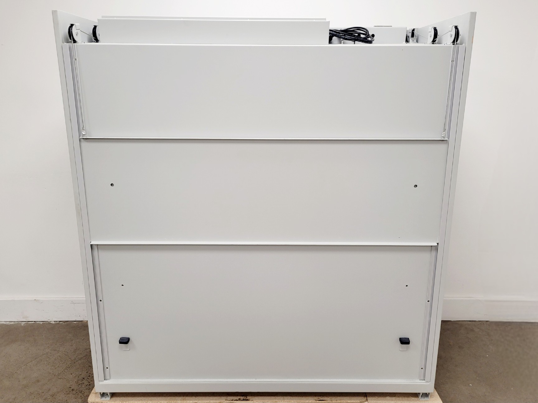 Image of Haier HR1200-II A2-D Class 2 Biological Safety Cabinet w/ Stand Lab