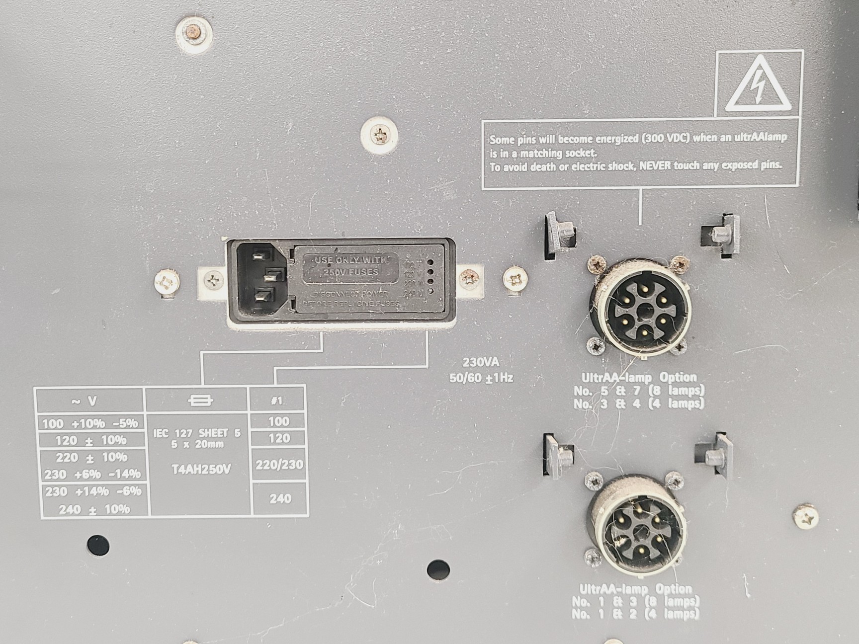 Image of Agilent 200 Series 280FS AA Atomic Absorption Spectrometer