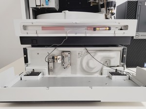 Thumbnail image of Dionex LifeMate 3000 HPLC System w/ PC & Chromeleon 7 Software Lab