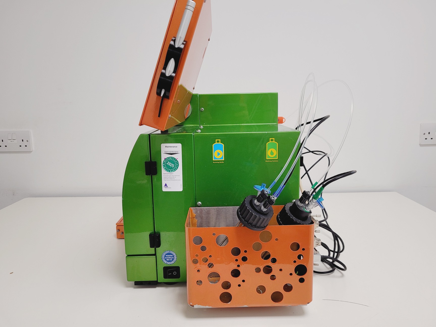 Image of Miltenyi Biotec MACSQuant 10 Flow Cytometer Lab