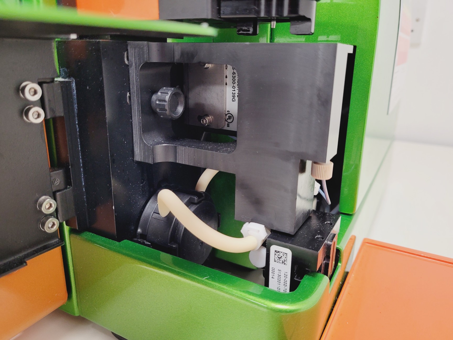 Image of Miltenyi Biotec MACSQuant 10 Flow Cytometer Lab