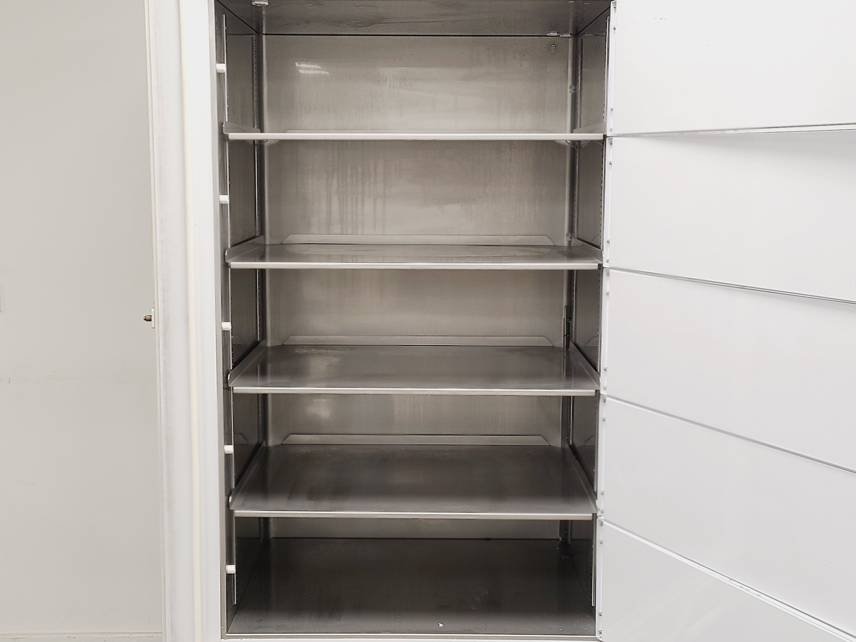 Image of New Brunswick Ultra Low Temperature Freezer U570 -86
