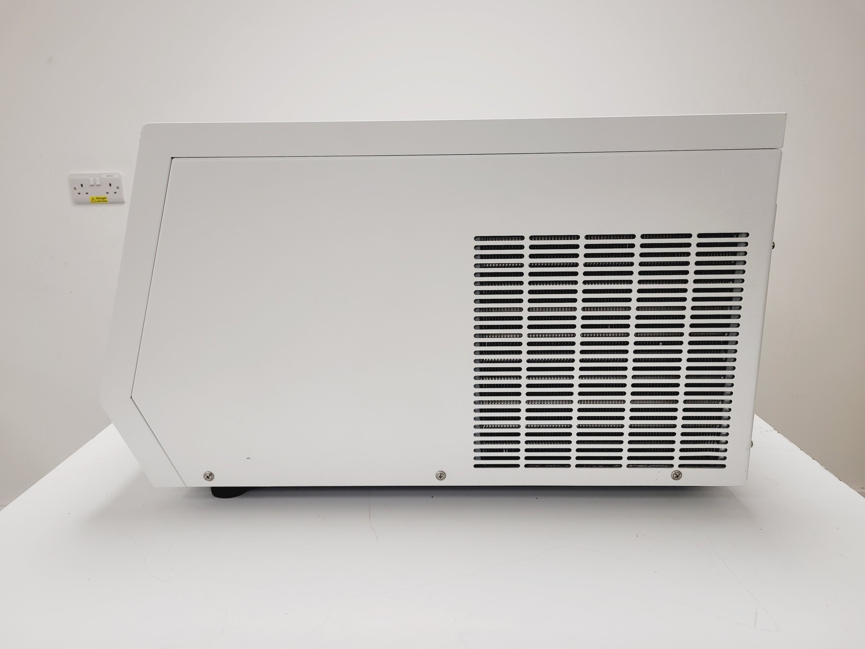 Image of Sigma 4K15C Benchtop Centrifuge