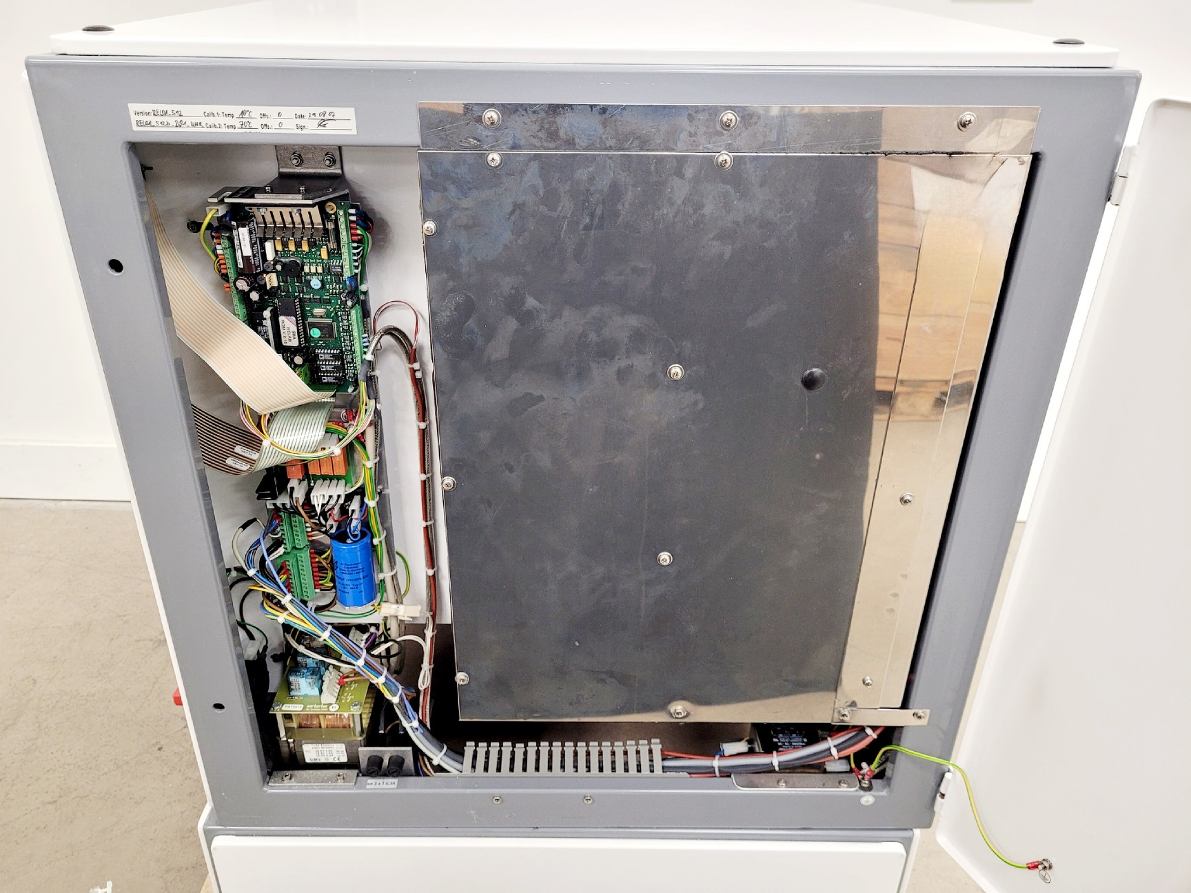 Image of Sartorius CERTOMAT BS-1 Shaking Incubator Lab