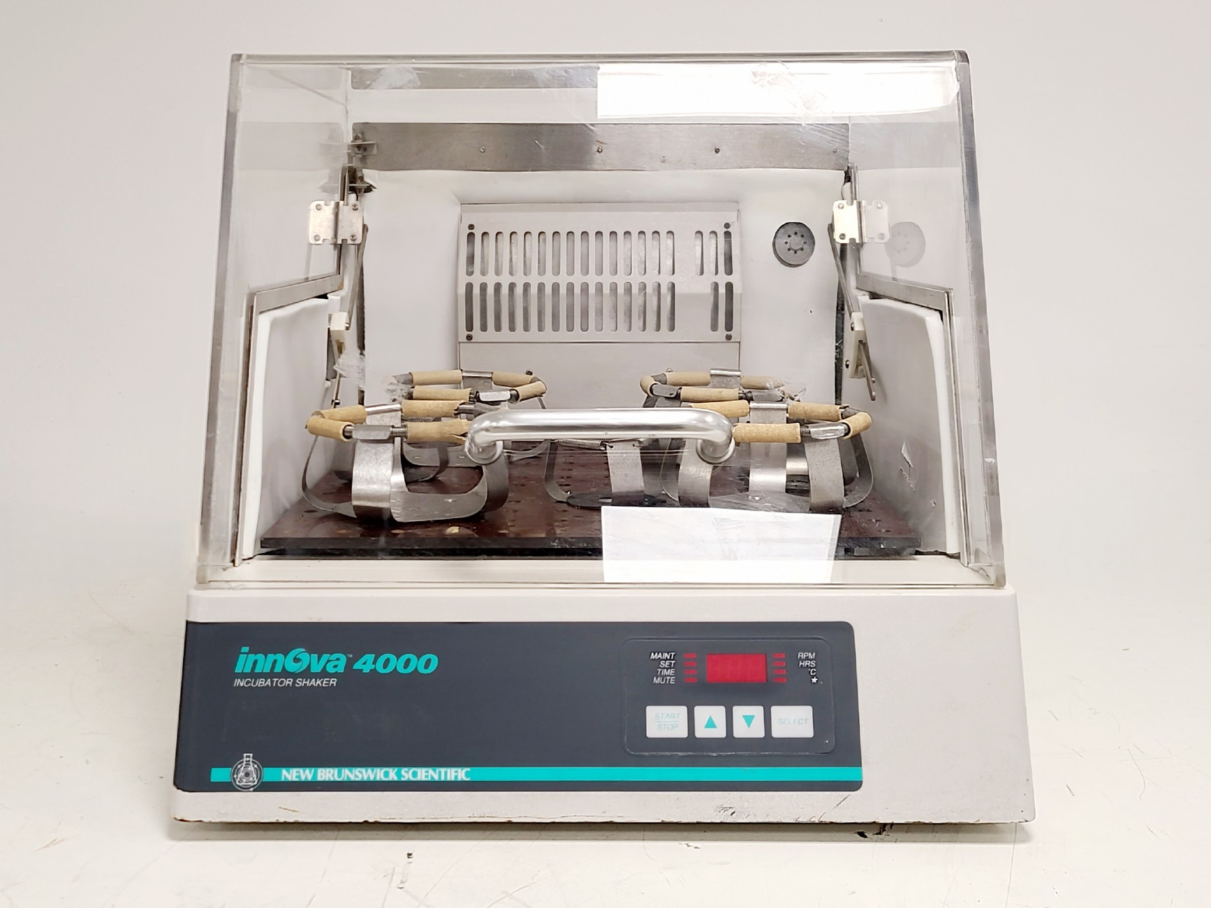 Image of New Brunswick Scientific Innova 4000 Benchtop Incubator Shaker