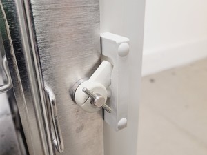 Thumbnail image of Heareus HERAcell 150 Floor Standing Incubator