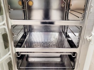 Thumbnail image of Heareus HERAcell 150 Floor Standing Incubator