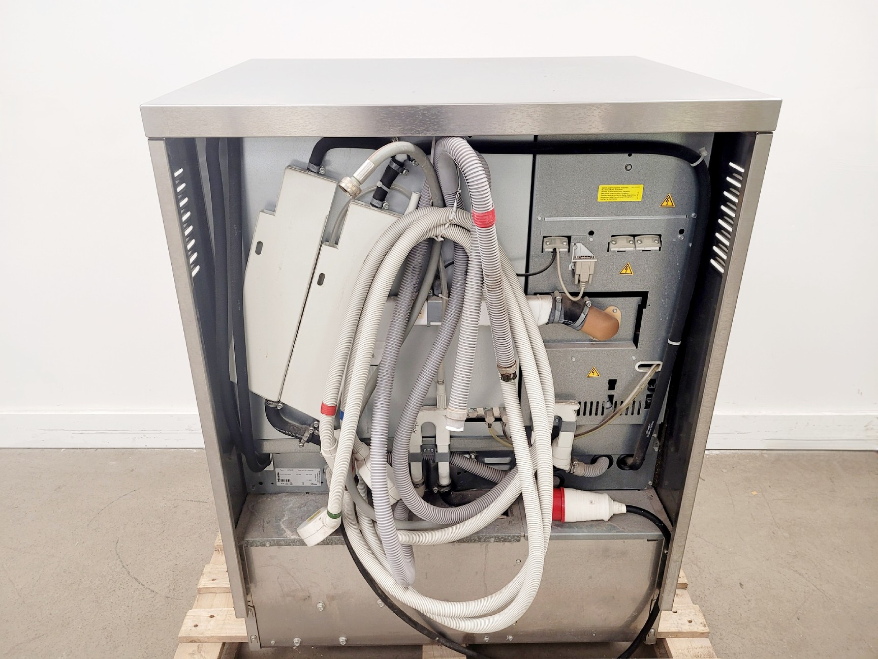 Image of Miele G 7836 CD Glassware Washer