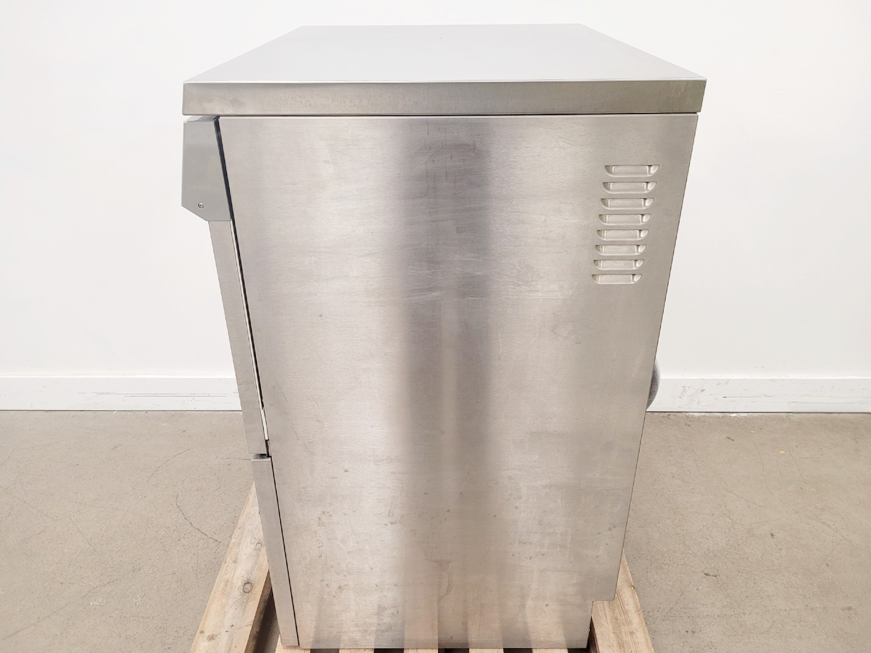 Image of Miele G 7836 CD Glassware Washer