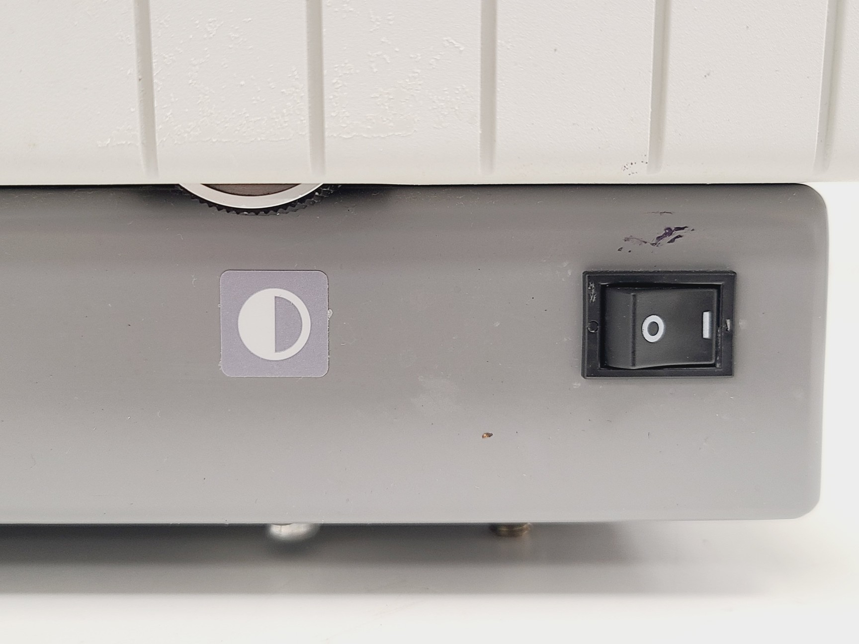 Image of Sakura Tissuetek DRS 2000 Automatic Slide Stainer Lab