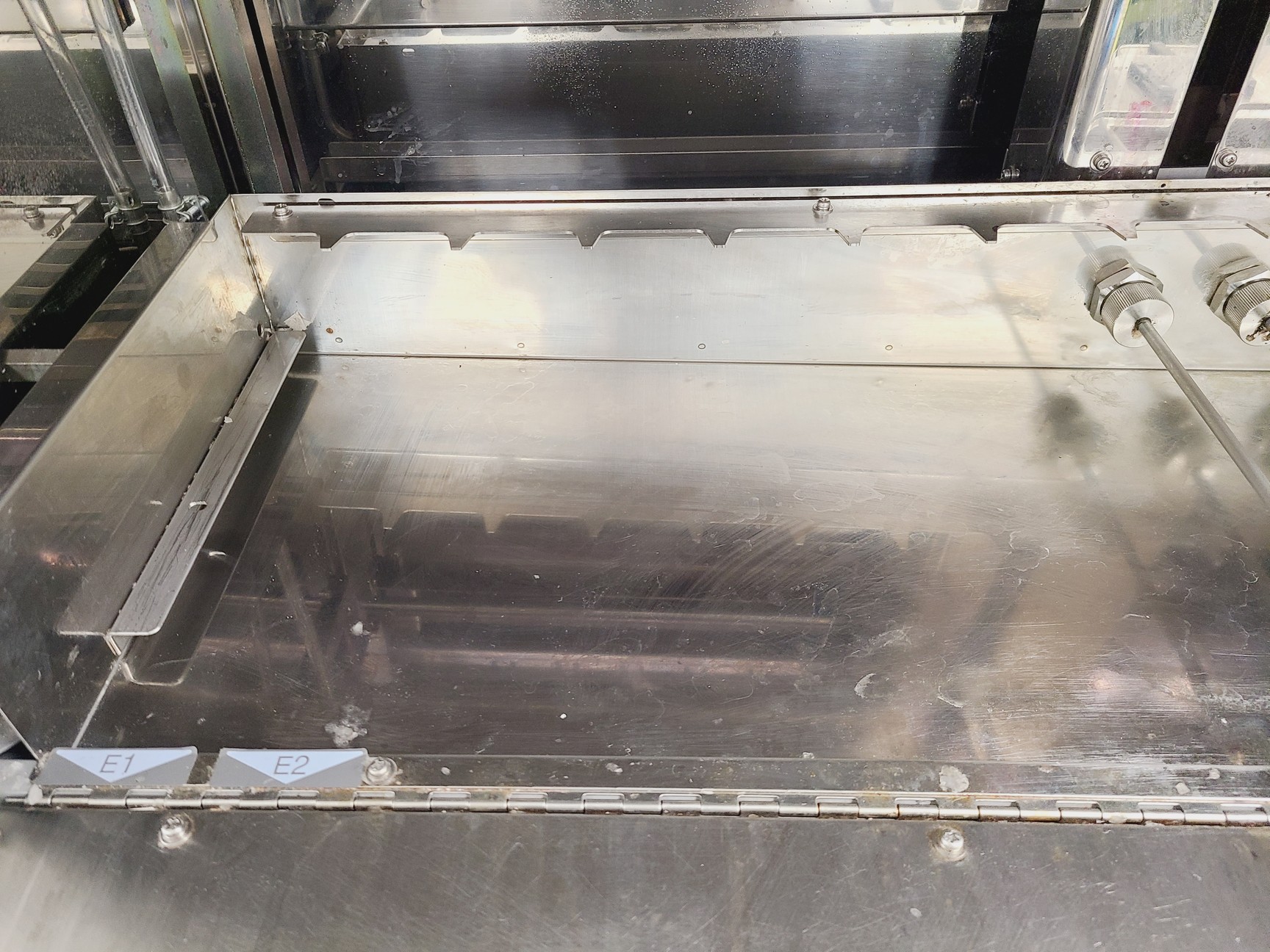 Image of Sakura Tissuetek DRS 2000 Automatic Slide Stainer Lab