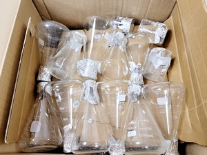 Thumbnail image of Glassware Job Lot