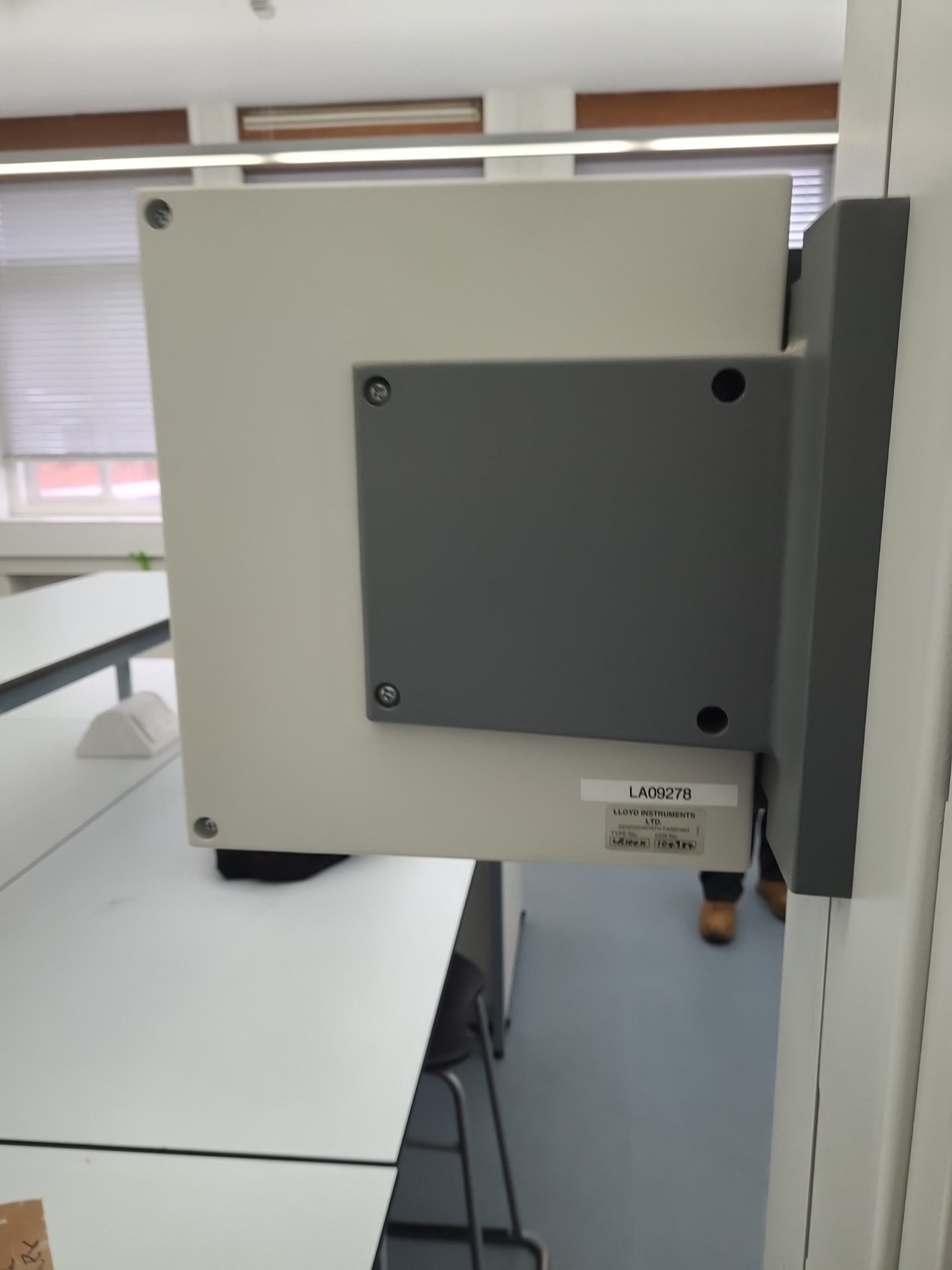 Image of Lloyds LR100k Materials Testing Machine with 100kN Load Cell & Safety Screen