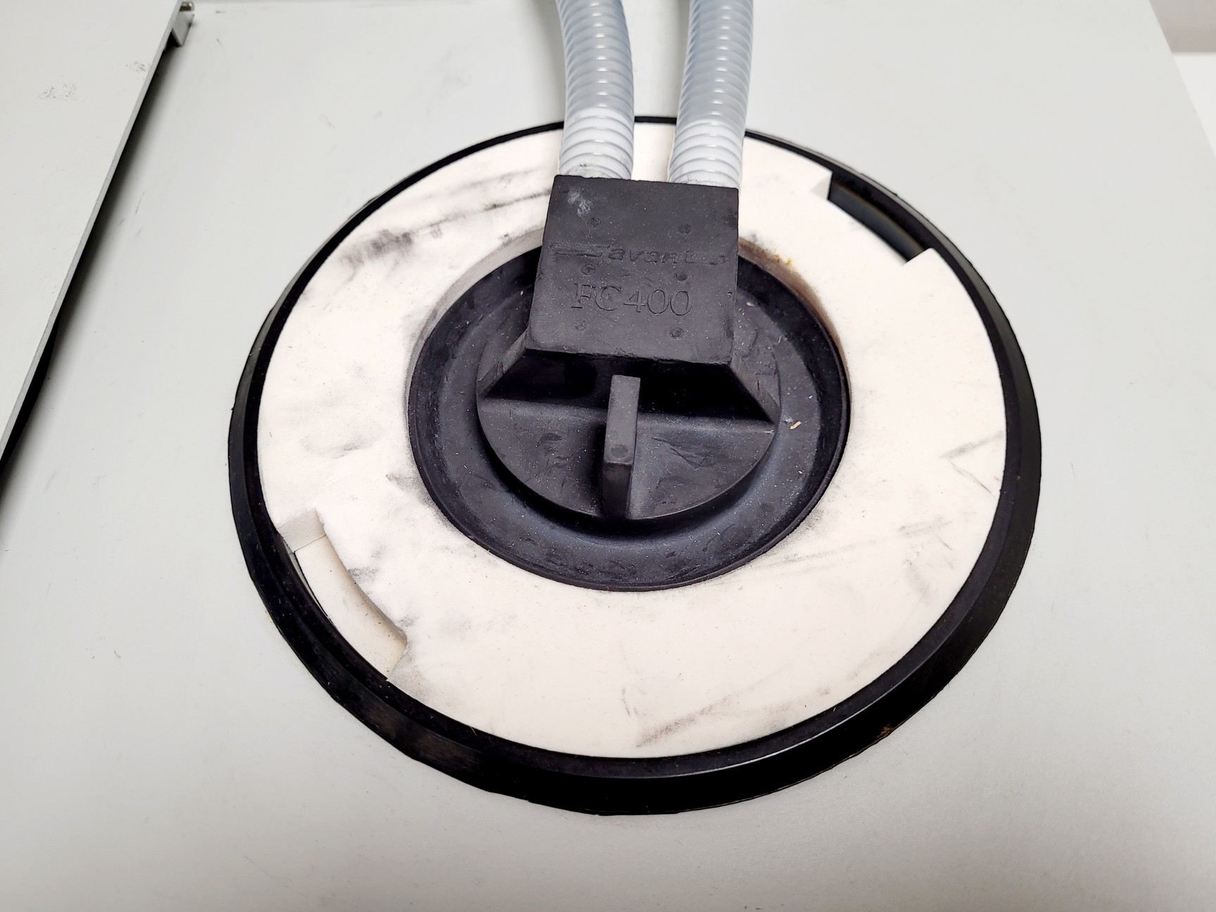 Image of Thermo Scientific Savant SPD1010 SpeedVac Concentrator 