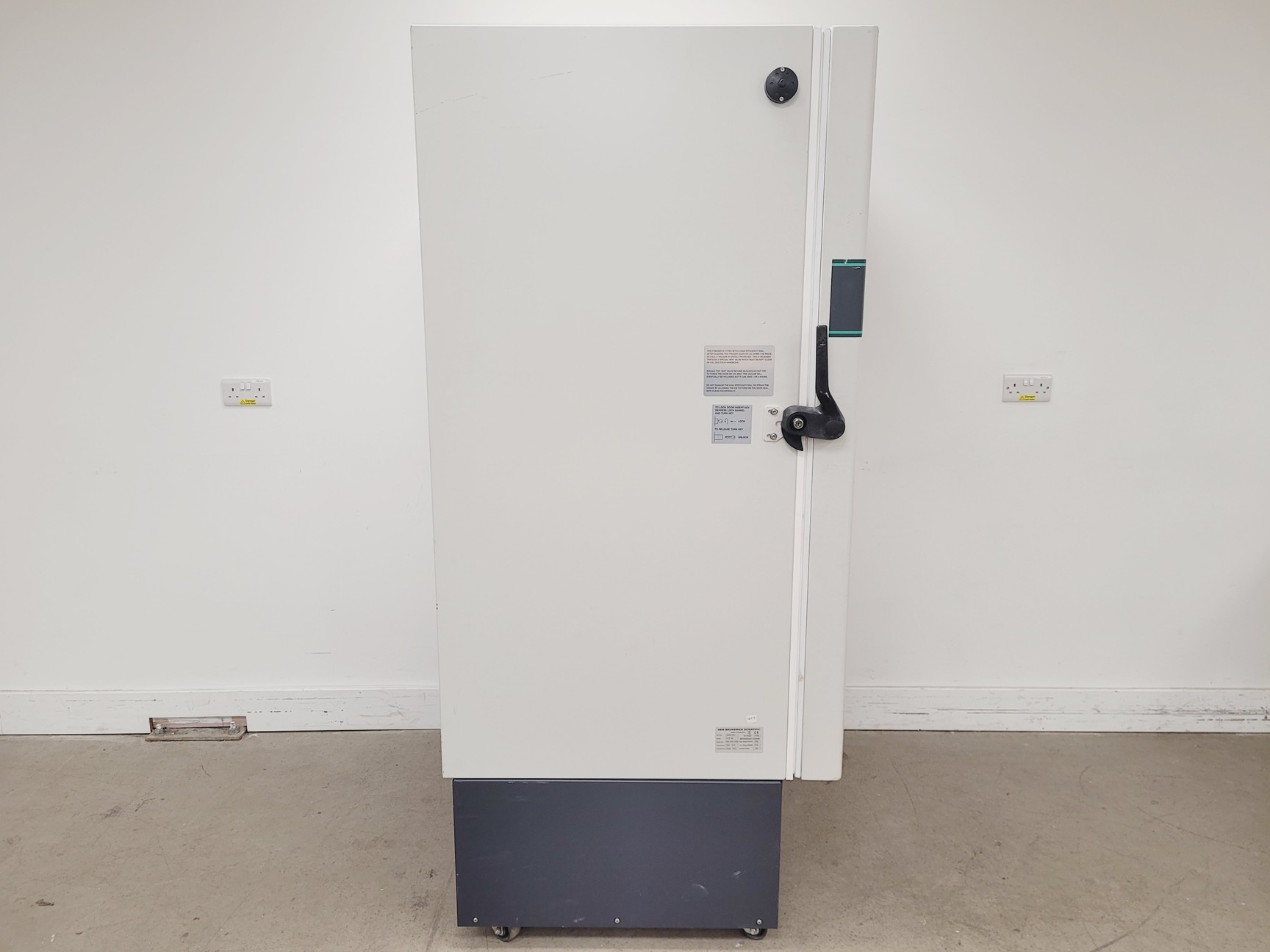 Image of New Brunswick Scientific U725 -86 Ultra Low Temperature Freezer