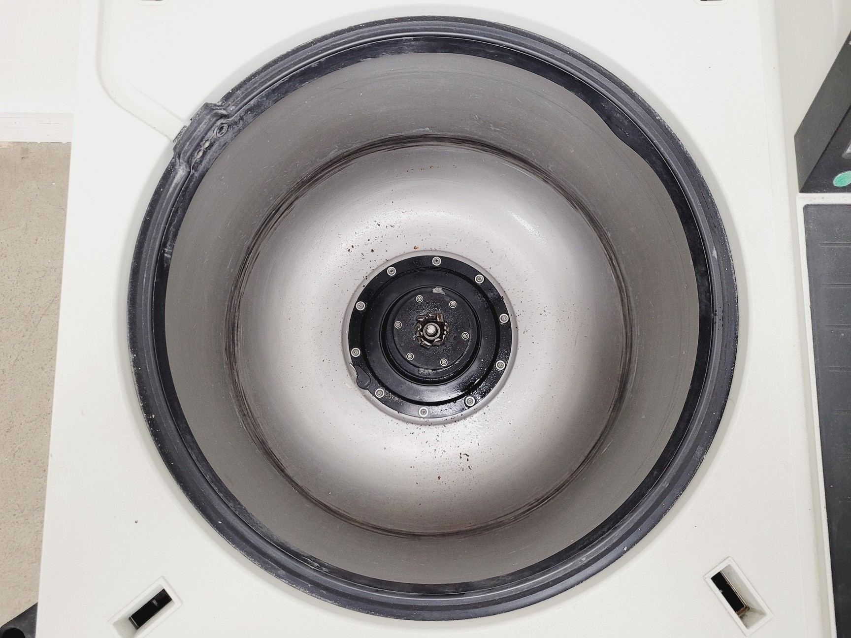 Image of Thermo Fisher Scientific Sorvall Lynx 6000 Centrifuge Spares/Repair Lab