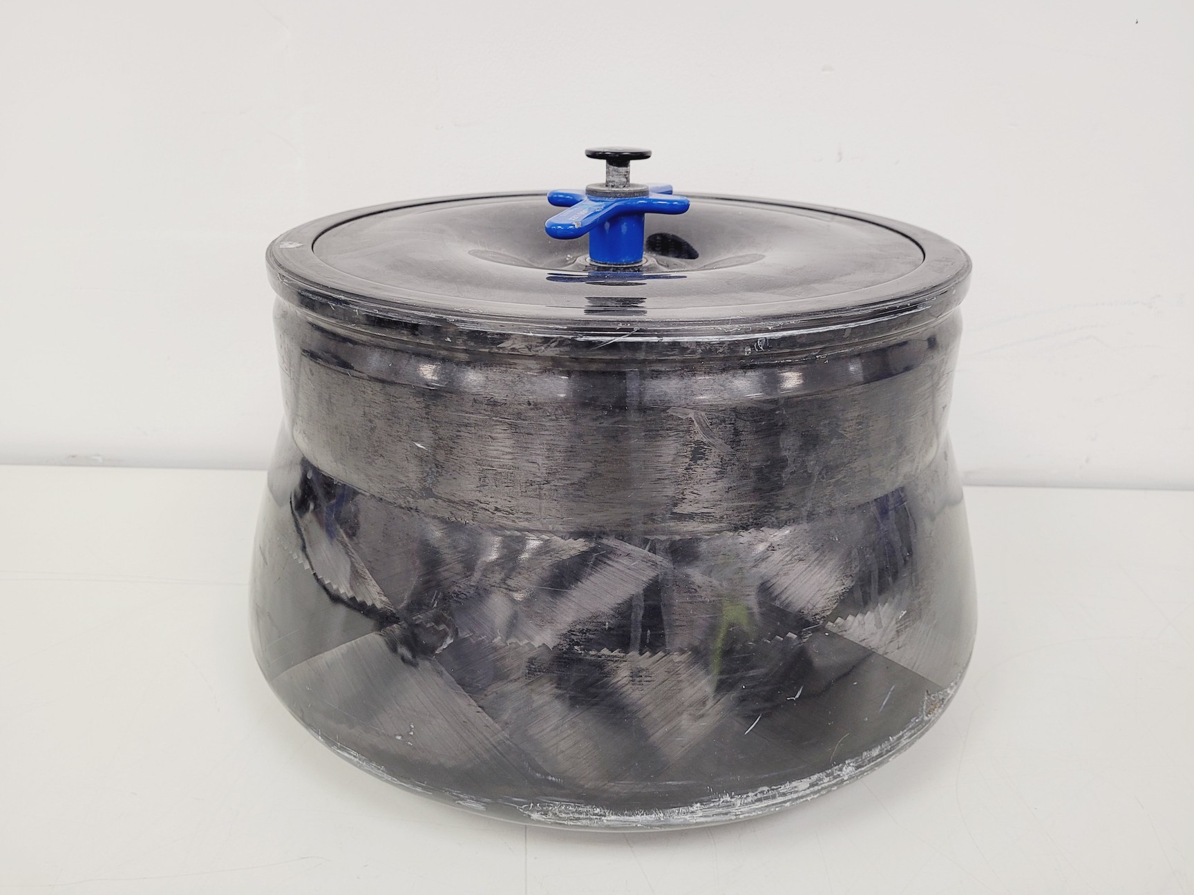 Image of Thermo Scientific Model Fiberlite F9-6x1000 LEX Spares/Repair Lab