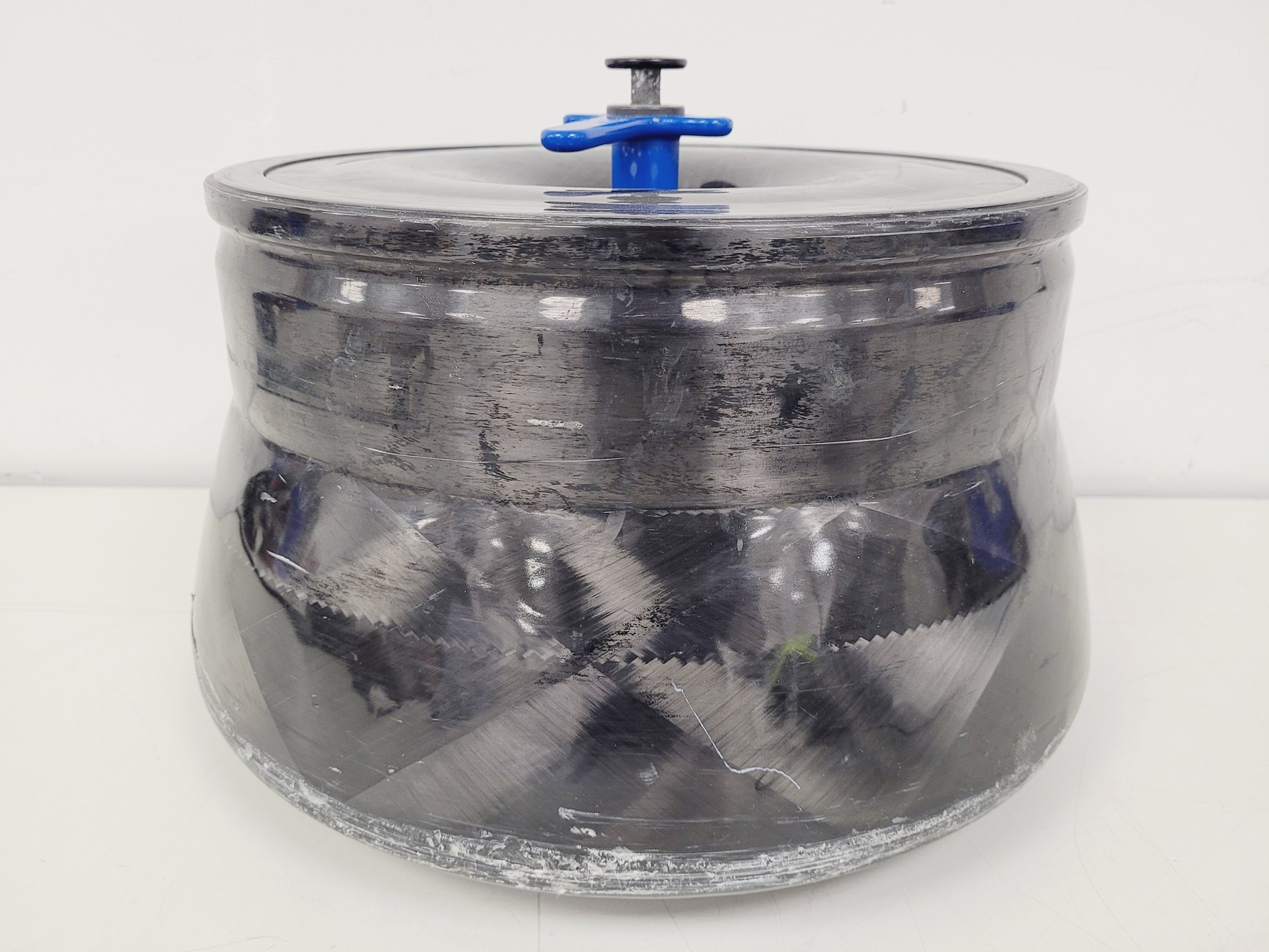 Image of Thermo Scientific Model Fiberlite F9-6x1000 LEX Spares/Repair Lab