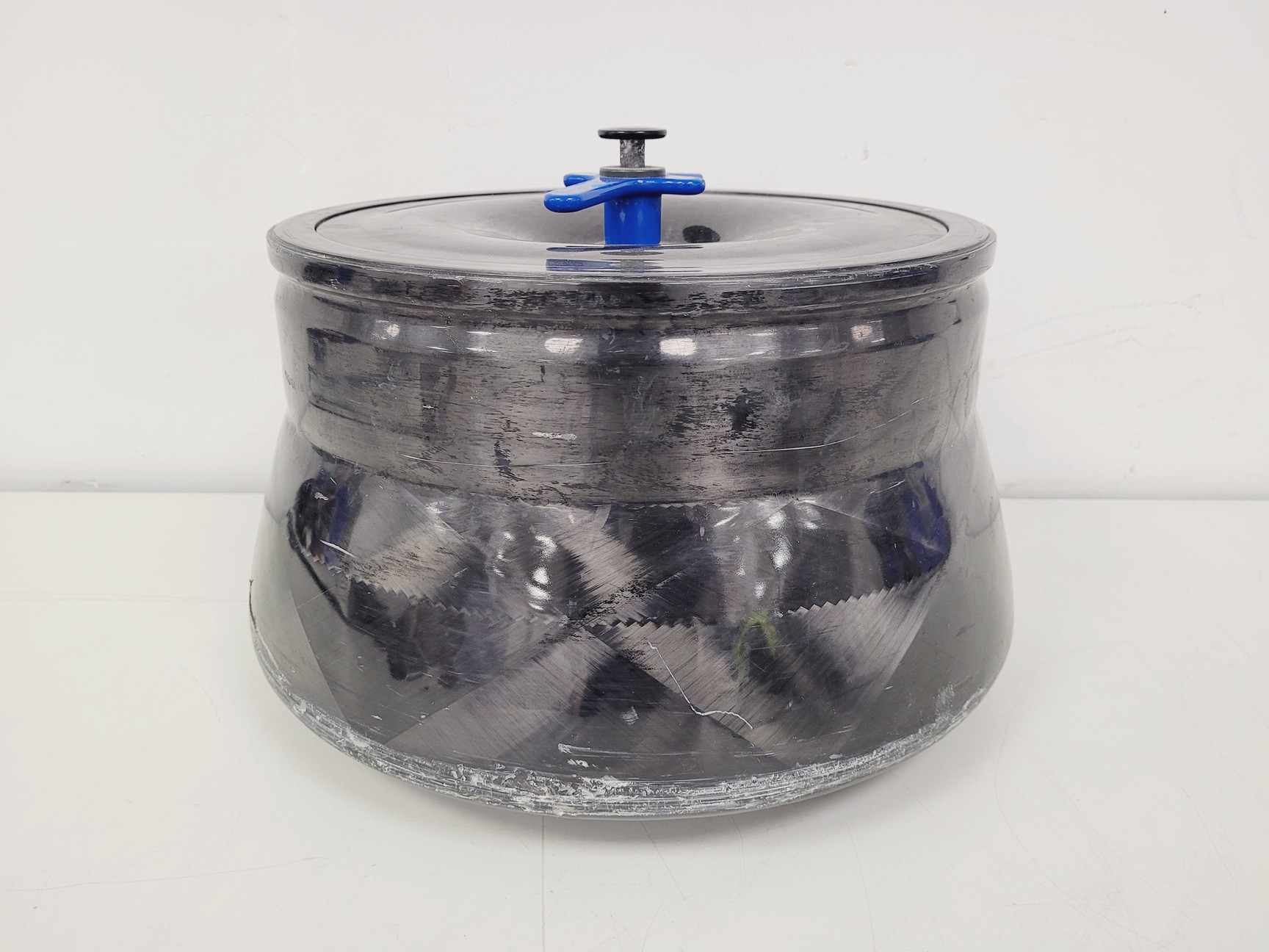 Image of Thermo Scientific Model Fiberlite F9-6x1000 LEX Spares/Repair Lab