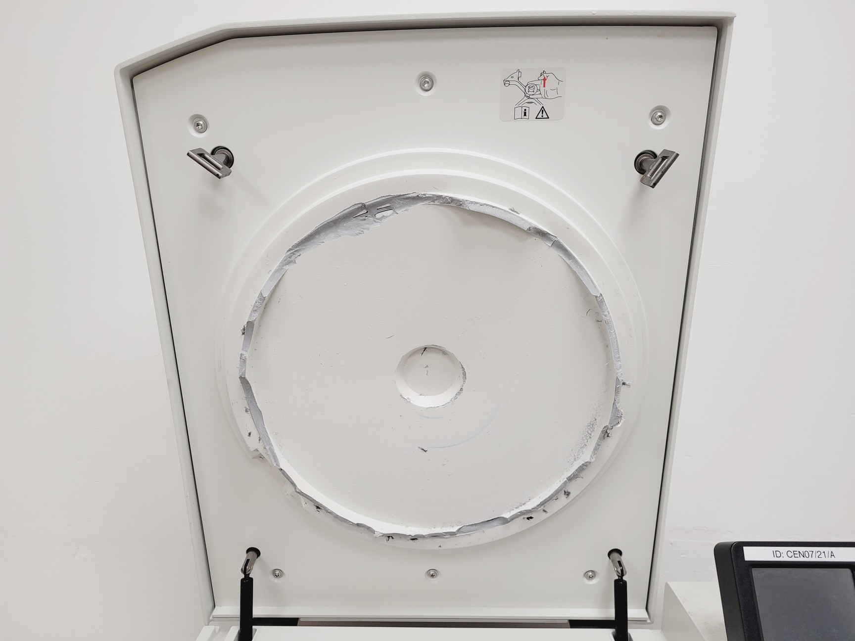 Image of Thermo Fisher Scientific Sorvall Lynx 6000 Centrifuge Spares/Repair