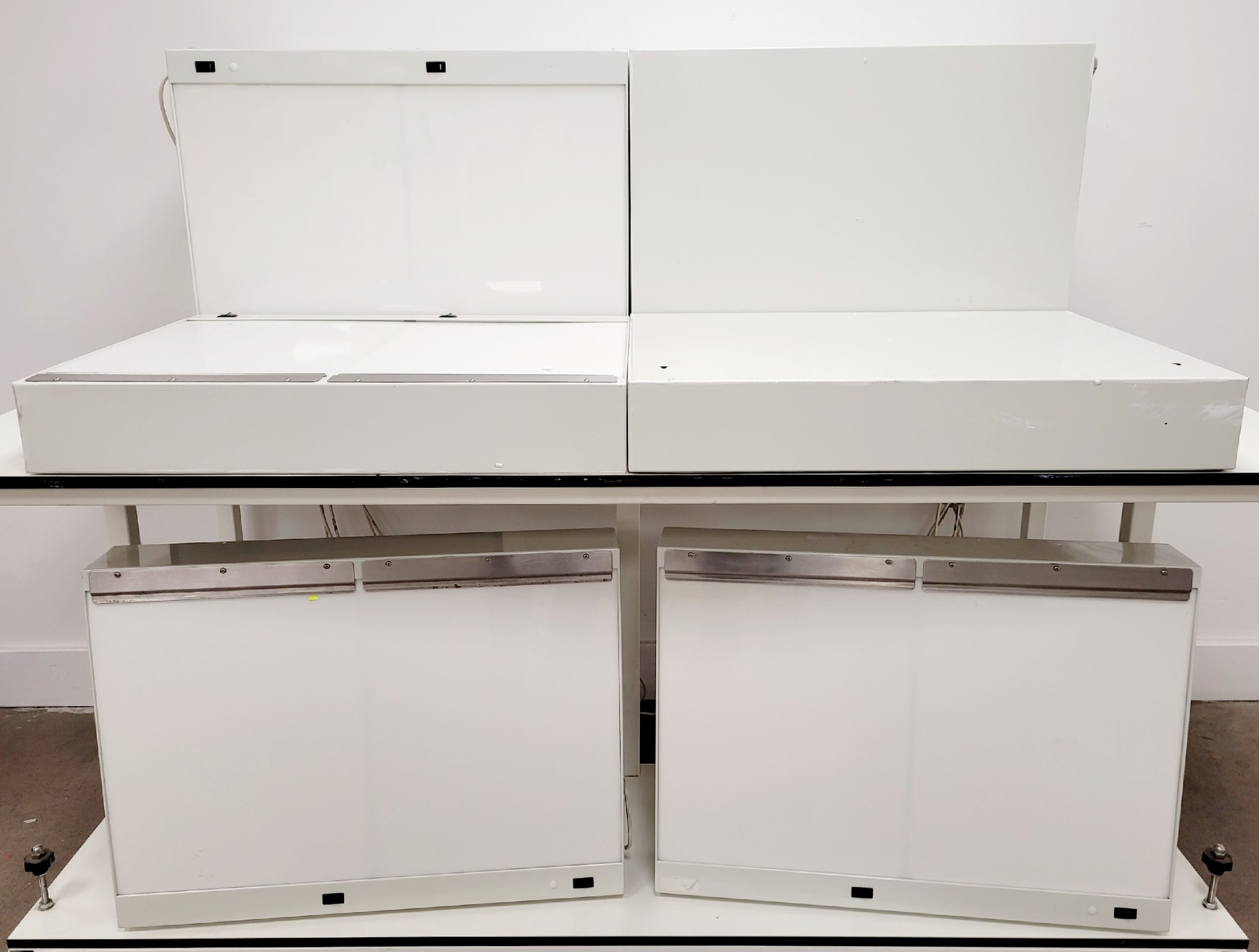 Image of Job Lot of 12 x PLH Medical LTD Wall Mounted X-Ray Light Boxes Lab