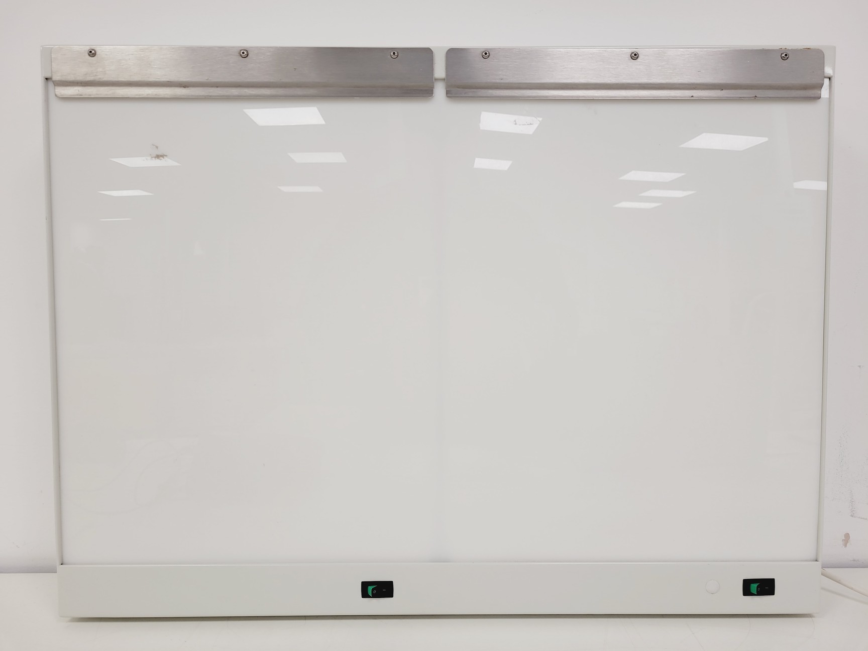 Image of Job Lot of 12 x PLH Medical LTD Wall Mounted X-Ray Light Boxes Lab